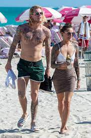 Select from premium sophia thomalla photos of the highest quality. Gavin Rossdale S Bikini Clad Ex Sophia Thomalla Passionately Kisses New Footballer Beau Loris Karius Daily Mail Online