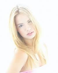 Alexis Armour's Instagram, Twitter & Facebook