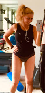 I'm partial to adventure raf hon gp captain. Carol Vorderman 58 Poses In Her Knickers As She Flaunts Gym Honed Physique At Her Home Gym Express Digest