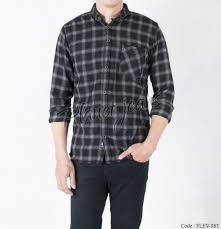 Anda juga dapat memakai kemeja pria untuk tampilan tomboi. Jual F383 Kemeja Kotak Kotak Bahan Flanel Pria Slimfit Atau Baju Hem Cowok Slim Fit Di Lapak Planet Jeans Official Bukalapak