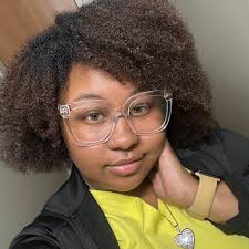 I'm available for hair today and tomorrow