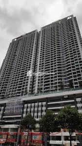 Cet appartement pour 8 personnes comprend 3 chambres à coucher et une cuisine. Apartment For Auction At Kl Traders Square Setapak For Rm 306 200 By Hannah Durianproperty