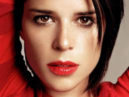 Neve campbell is my cousin. If you would like to have her autograph  something let me know. I'll reach out. Love being nice.