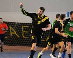 Τα τελευταία 24ωρα στο διαδίκτυο κυκλοφόρησε η φήμη, ότι η δέσποινα βανδή και ο ντέμης νικολαΐδης, «χωρίζουν». Ogdoos Paikths O Kosmos Ths Aek E Handball Gr