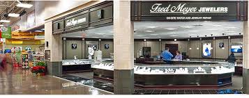 Management was ok, but there were to much politics involved, and it had a schoolyard atmosphere depending on who worked. Kroger Closes 71 Fred Meyer Jewelers Stores Watchpro Usa