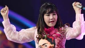Pilih satu link dari 15 daftar dibawah untuk streaming video klip mp4 di metro musik. Via Vallen Mengaku Tak Sengaja Buat Video Klip Mirip Iu