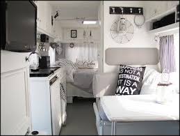 Home Sweet Motorhome Avec Images Campeurs Renovees Relooking Caravane Interieur Camping Car