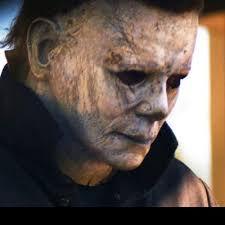 Jason prende la maschera e le cinghie di Manhattan