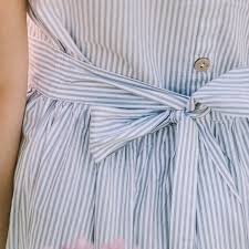 The fat and very petite girls should always wear close to the body pledge. Short Fat And Stylish A Fashion Guide For Plus Size Petite Women Bellatory