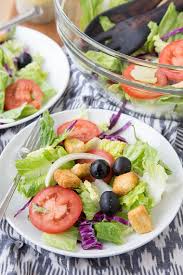 Easy Olive Garden Salad Copycat Yellowblissroad Com Recipe Fresh Salad Recipes Yummy Salad Recipes Salad Recipes