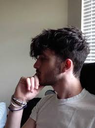 Look Like A Hero With A Good Looking Hairstyle Of Your Choice Mens Hairstyles Thick Hair Thick Hair Styles Curly Hair Men