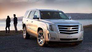 Examples of motor vehicles include sport utility vehicles, automobiles, trucks, buses. Cadillac Escalade Der Schattenwerfer Autogazette De