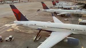 Here's why Delta had to cancel hundreds of flights last weekend