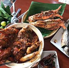 Projek nasi lemakset ayam rm8.50set sotong rm13coconut shake rm4finally got chance to visit the famous projek nasi lemak that located at dato keramat main. Ayuh Travel On Twitter Projek Nasi Lemak Georgetown Penang Ayuhtravel