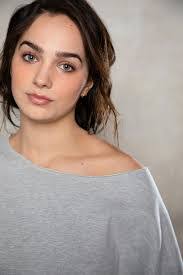 Ellen Huggins's Instagram, Twitter & Facebook