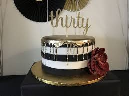 Art Deco Black And Gold Drip Cake Pin En Nicoles 30th Birthday