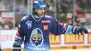 225 lbs (102 kg) born: Jagr V Trinci Mozna Ze Letos Uz Se To Povede Preje Si Peterek Hokej Cz Web Ceskeho Hokeje