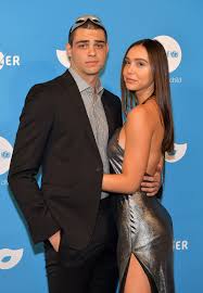He was born noah gregory. Noah Centineo Says Girlfriend Alexis Ren Is The Angel Of My Life