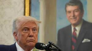 NCAA Men's Hockey's Connor May Signs in SPHL; Sam Ruffin Inks Pro Deal  Overseas