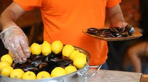 Tragedia familiar: 2 niños murieron después de comer mejillones en Ortaköy, ¡el padre fue intubado!