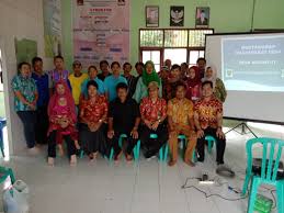 Tahap perencanaan musyawarah masyarakat desa (mmd) 2.4.1 pengertian mmd mmd adalah pertemuan perwakilan warga desa untuk membahas hasil survei mawas diri (smd) dan merencanakan penanggulangan masalah kesehatan yang diperoleh dari hasil smd (wrihatnolo, 2007). Desa Malitut Dan Petugas Kesehatan Sepakat Sehatkan Masyarakat Koran Metro7 Online