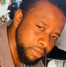 Maestro EL Santo Groove FRIZZ konprann nèg yo. Li estime a 90% anpil nan  nèg yo pale mal. Li mande pou yo kite moun yo konsome album Levé defi a  pito. @super