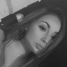 Caitlin Hand (caitlinalexis12)