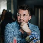 Aj Shue's Instagram, Twitter & Facebook