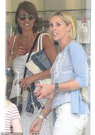 He did not require hospital treatment, a scotland yard spokesman. Wimbledon Melanie Sykes 48 Emerges With Rumoured Flame Martin Kaymer 34 Daily Mail Online