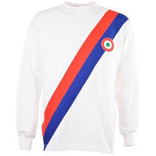 In the case of this bologna shirt, this was bought direct from the kit manufacturer (macron). Bologna Fc 1909 Retro Football Shirts Spezialist In Vintage Fussball Trikots Retro Trikots Und Retro Mode