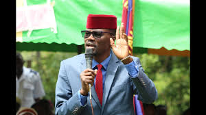 Kwenye picha ambazo alipakia kwenye mitandao ya kijamii, magari yanaonekana yakiwa yamekwama kwenye matope na kuwalazimu wasafiri kutumia njia mbadala Didmus Barasa A Leader In His Wisdom Tuko Co Ke Breaking News Facebook