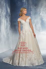 Check spelling or type a new query. Hochzeitskleid Einsiedeln Brautkleid Hochzeitskleid Bayard Brautmode