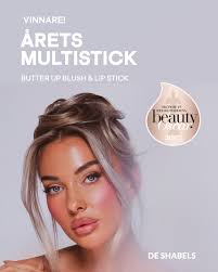 Vi har vunnit en BEAUTY OSCAR 2025! 🏆💜 Vår Butter Up Blush Stick har  blivit utsedd till Årets Multistick av @skonhetsredaktorerna.se, och vi är  så stolta! Juryns motivering: ”Färgstarkt och inkluderande både