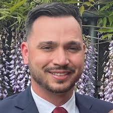 Brandon Muth's Instagram, Twitter & Facebook