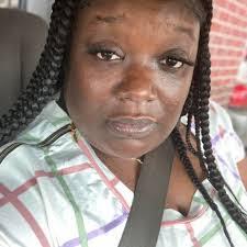 Annie Dees's Instagram, Twitter & Facebook