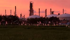 Kilang ini memiliki sekitar 200 tangki untuk menampung crude yang akan diolah, gas serta bbm hasil pengolahan minyak mentah. Pertamina Siapkan Upgrading Dan Pembangunan Kilang Minyak Bisnis Tempo Co