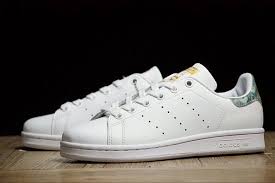 Adidas Womens Originals Stan Smith White Gold Peacock Tail Cp9564 Adidas Women Stan Smith White Adidas Originals Stan Smith