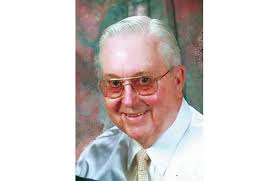 Richard Hollinger Obituary (1925