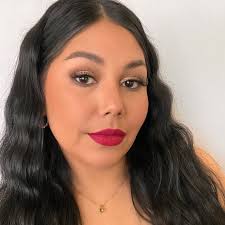 Lizbeth Navarro (@makeupbyliz1013) • Instagram photos and videos