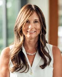 Christy Mcelroy's Instagram, Twitter & Facebook