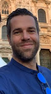 Oggi compie gli anni il nostro amico Thomas Zanetti ,tanti auguri da tutto  il gruppo!