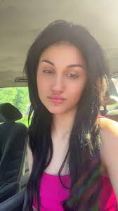 Debora Mihailova Story Piana