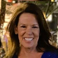 Elizabeth Fitkin's Instagram, Twitter & Facebook