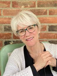 About — Leslie Stainton