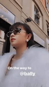 Thú vị là đích thân châu bùi đã bình luận chia buồn cùng cô bạn, đồng thời mách nước nhẹ rằng kiểu tóc này phải cắt ngắn hẳn, cạo gáy và phần dưới phải tỉa mỏng để tạo độ ôm. Æ¡n Giá»i Chau Bui Ä'a Bai Bai Kiá»ƒu Toc Ngá»' Tau Sá»­a Sai Vá»›i Toc Ngáº¯n Chanh Sáº£ Tháº§n Thai Trong Ngay Thá»© 2 Cháº¡y Show Milan Fashion Week