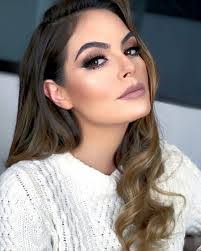 Celia Arteaga's Instagram, Twitter & Facebook