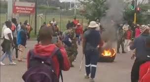 The protest will start at yusuf dadoo street and conclude with a rally at the durban. Watch Hundreds Of Truck Drivers Protest In Durban Over Hiring Of Foreign Nationals Talk Of The Town