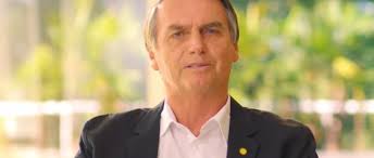 Jair bolsonaro es un político nacionalista y conservador de brasil nacido en 1955. Jair Bolsonaro E O Novo Presidente Do Brasil Uccla