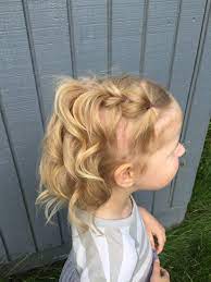 Toddler Hair Is Hard To Manage Much Harder Than My Own My Little Girl S Hair Really Didn T Easy Little Girl Hairstyles Little Girl Hairstyles Baby Hairstyles