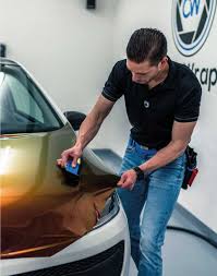 The market availability for wraps is growing rapidly. Wrapacademy Carwrapping Lackschutz Sonnenschutz